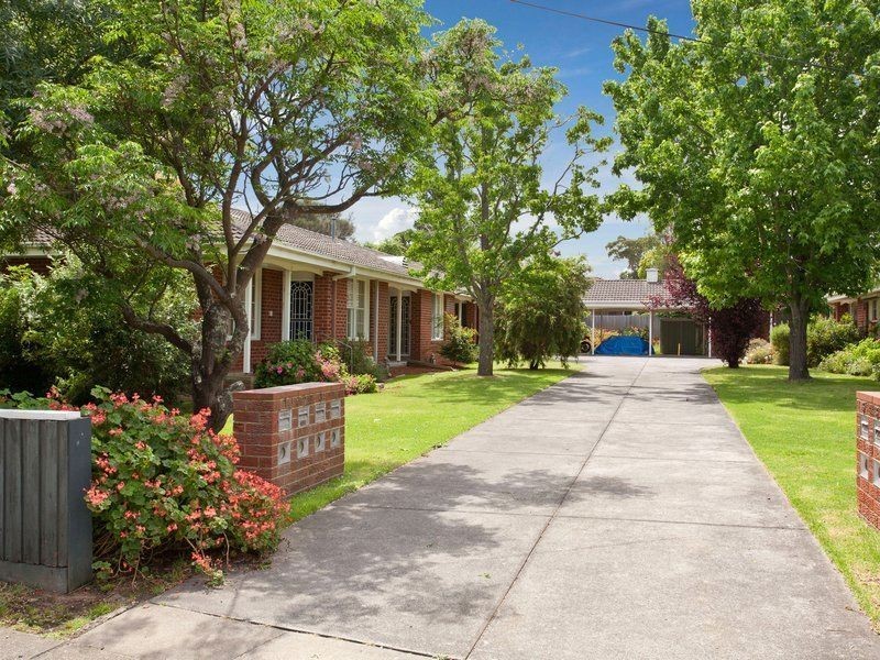 2/121 Mt Eliza Way, Mount Eliza VIC 3930