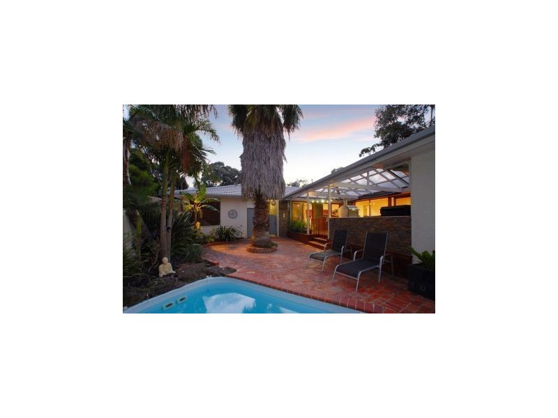 3 Barmah Court, Frankston South VIC 3199