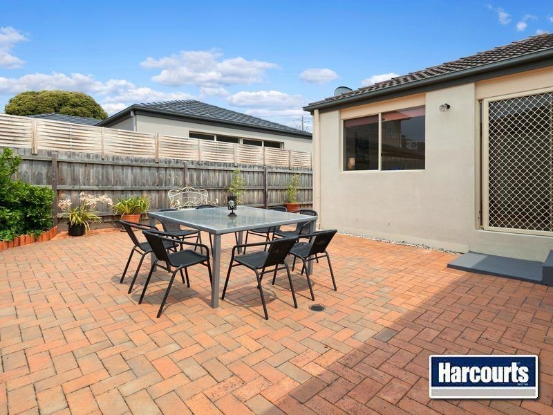 2 Leicester Avenue, Mount Eliza VIC 3930