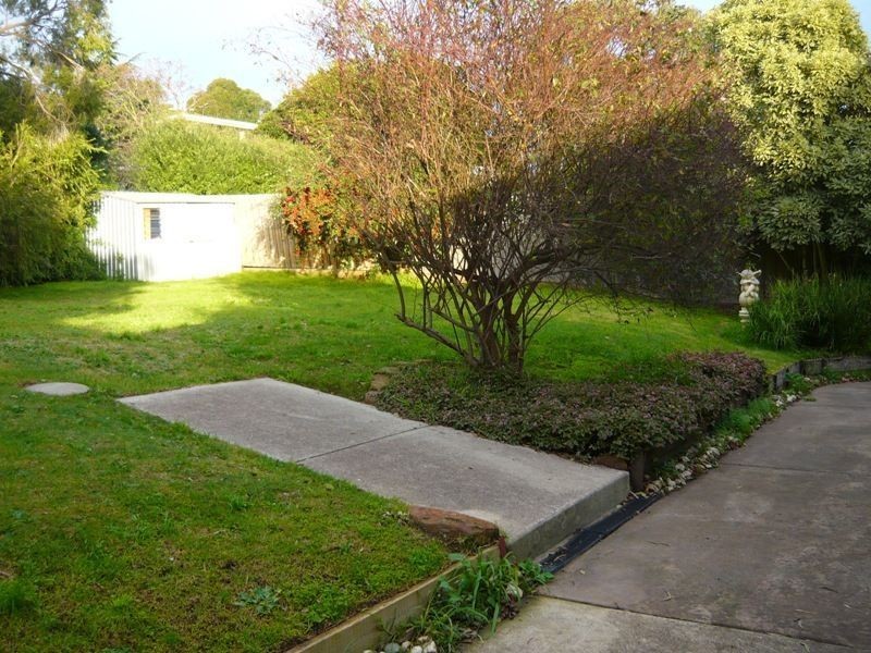 107 Rutland Ave, Mount Eliza VIC 3930