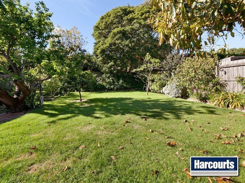 15 Fleetwood Crescent, Frankston South VIC 3199