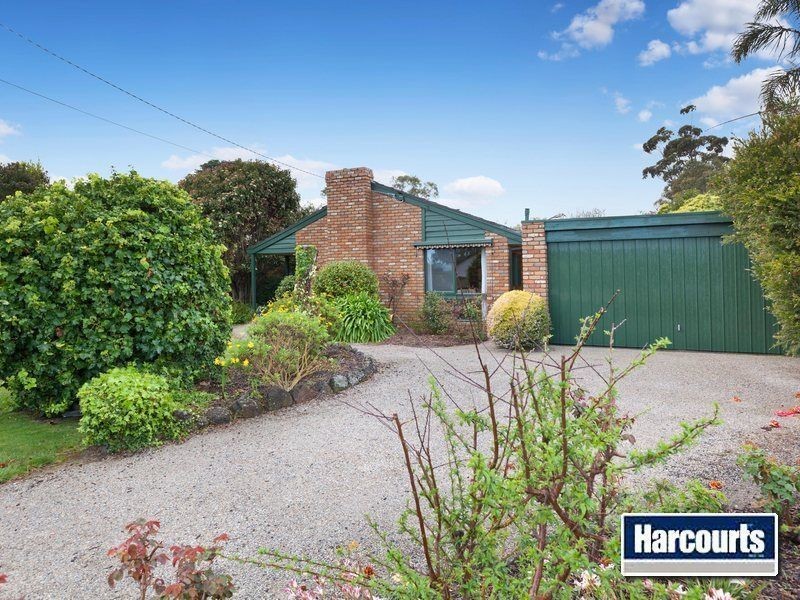 21 Roborough Ave, Mount Eliza VIC 3930