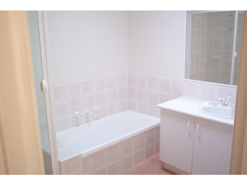 3/92 Herbert Street, Mornington VIC 3931