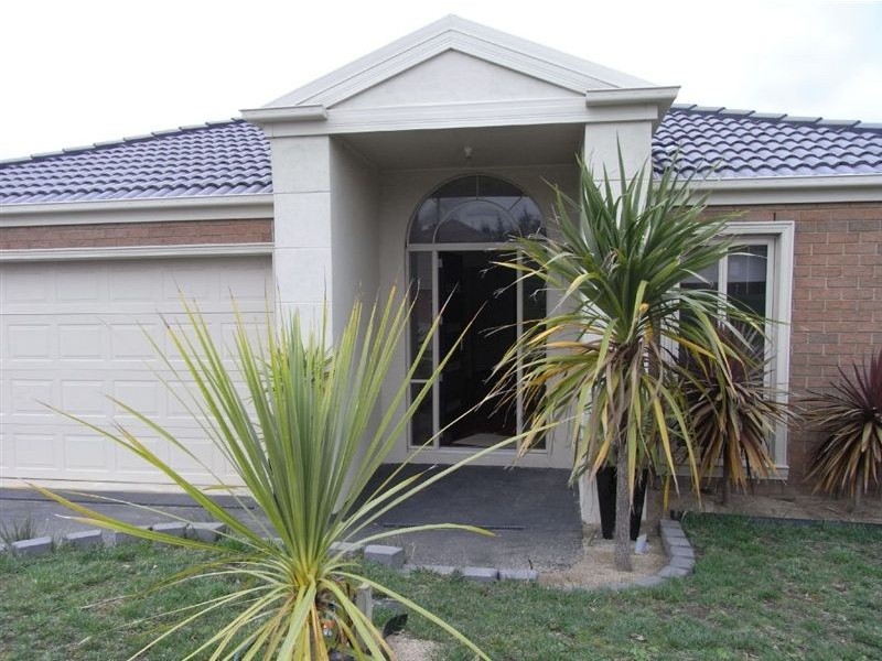 38 Escarpment Drive, Frankston South VIC 3199