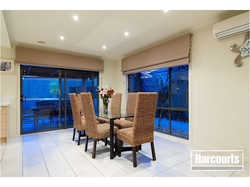 42 Bridgewater Boulevard, Berwick VIC 3806