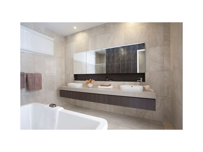 117 Percheron Way, Clyde North VIC 3978