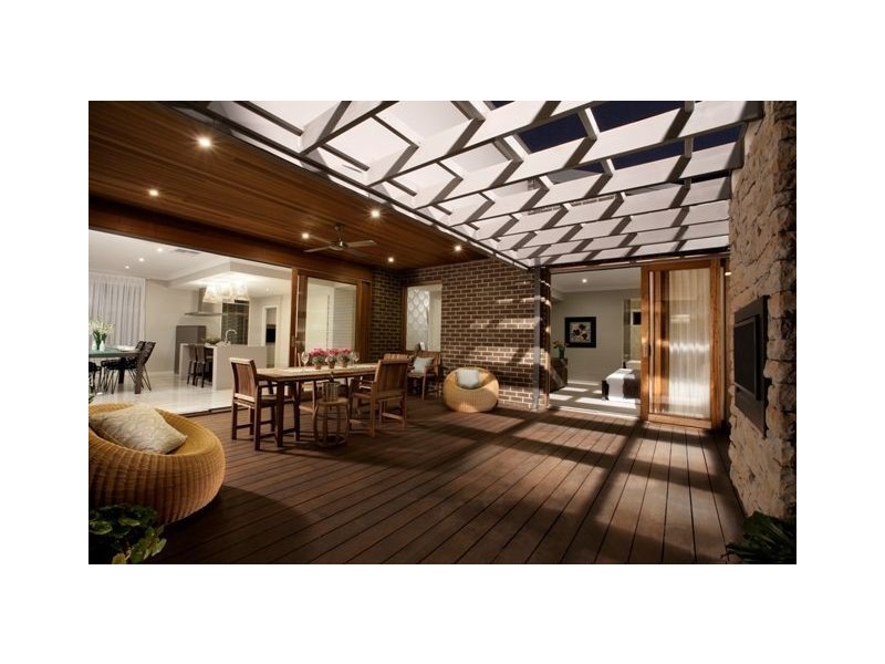 117 Percheron Way, Clyde North VIC 3978