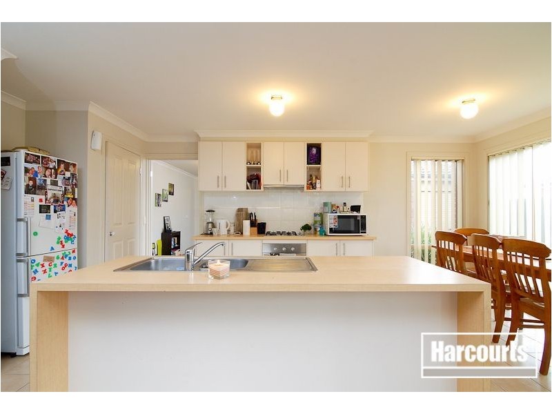 9 Orion Ave, Cranbourne VIC 3977