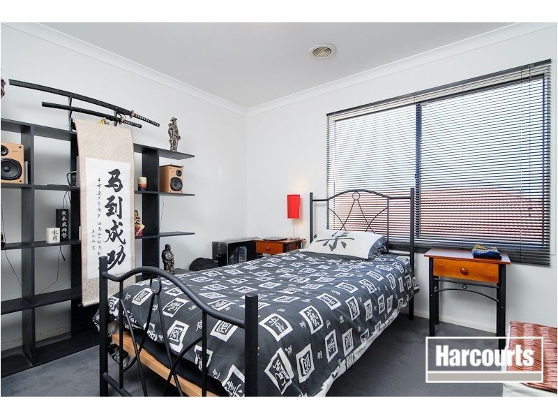37 Chatswood Dve, Narre Warren South VIC 3805