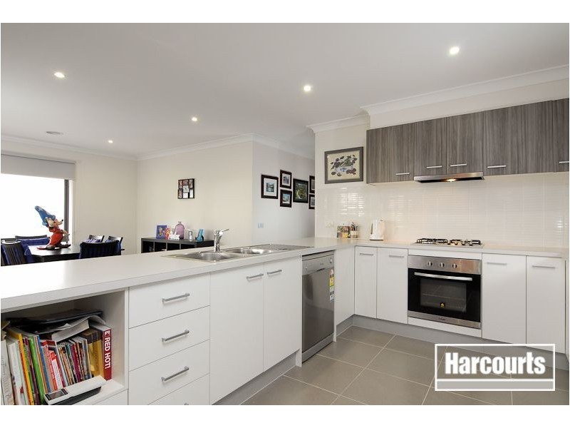 39 Meridian Circuit, Berwick VIC 3806