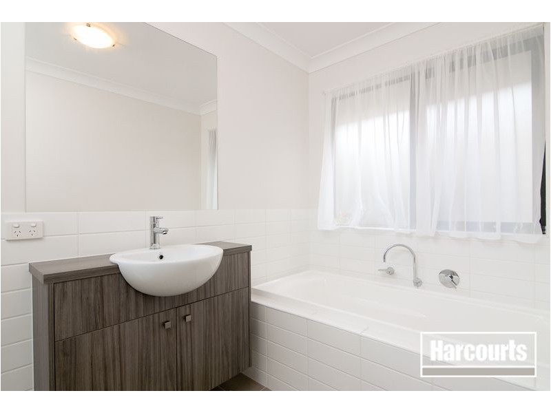 39 Meridian Circuit, Berwick VIC 3806