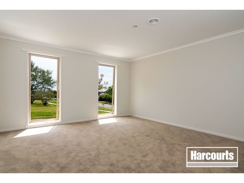 22 Bethune Drive, Hampton Park VIC 3976