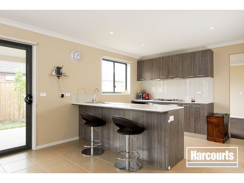 19 Tilden Rise, Cranbourne North VIC 3977