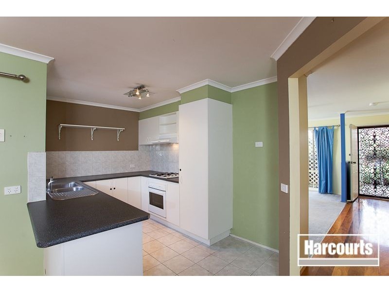 9 Feehan Crescent, Narre Warren South VIC 3805