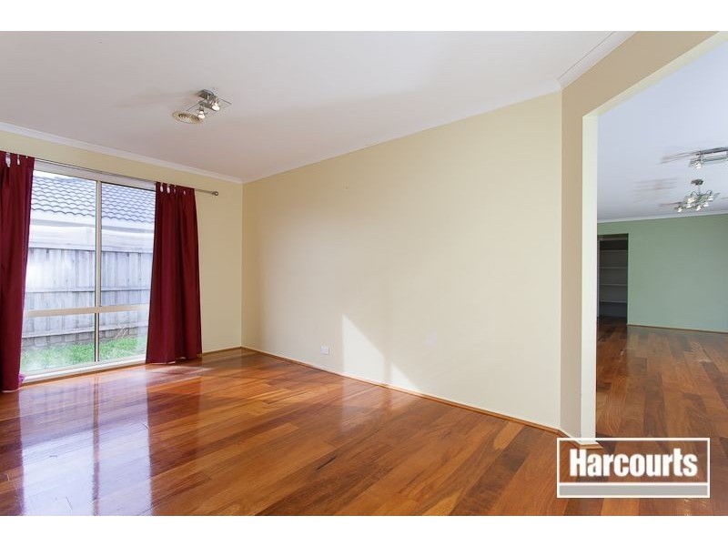 9 Feehan Crescent, Narre Warren South VIC 3805