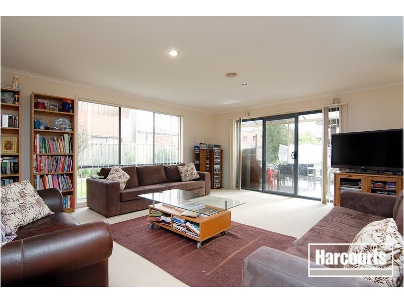 116 Robinswood Parade, Narre Warren South VIC 3805