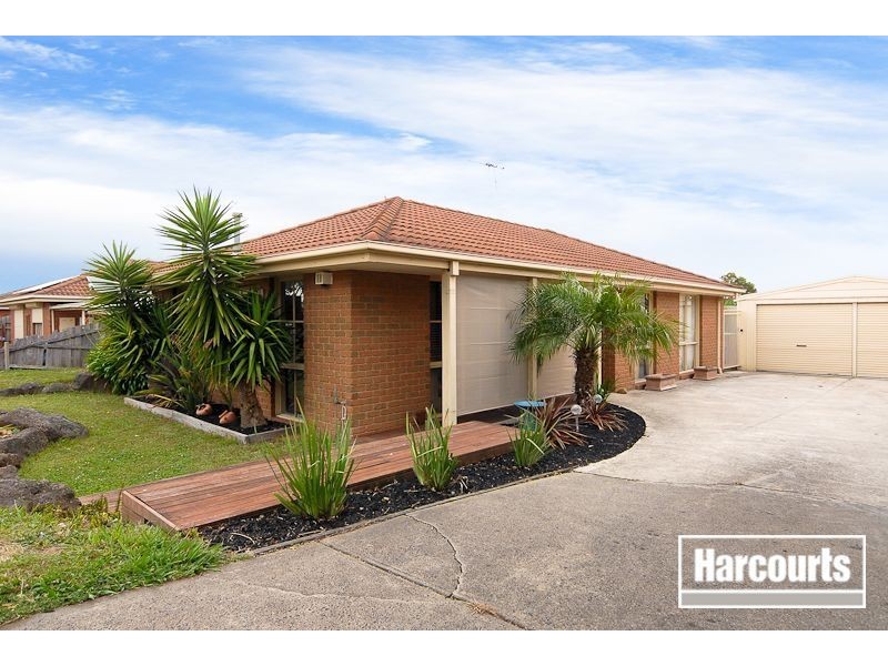 27 Saffron Drive, Hallam VIC 3803