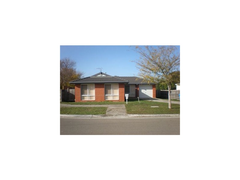 24 Abercairn Drive, Narre Warren South VIC 3805