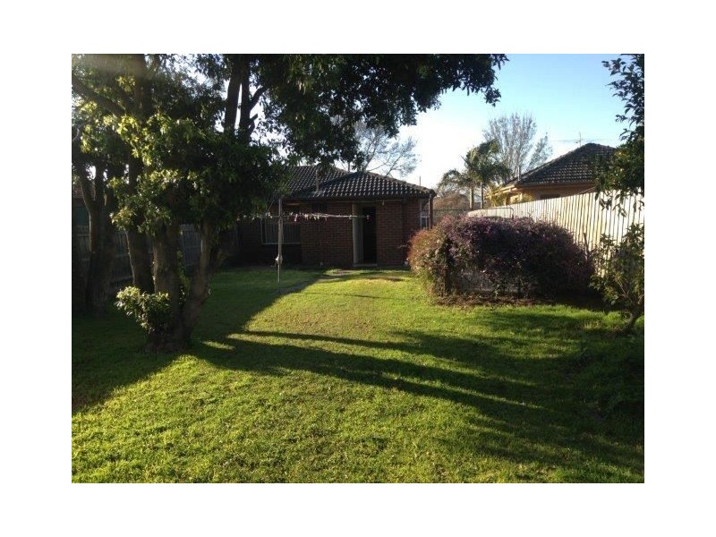 2/38 Lyall  Street, Cranbourne VIC 3977