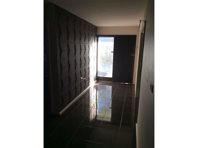 36 Sweeney Drive, Narre Warren VIC 3805