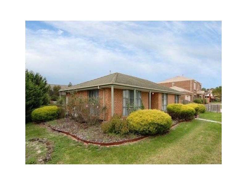 16 Elstar Road, Narre Warren VIC 3805