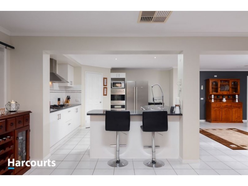 6 Keswick Court, Narre Warren South VIC 3805