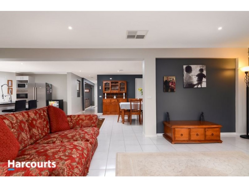 6 Keswick Court, Narre Warren South VIC 3805