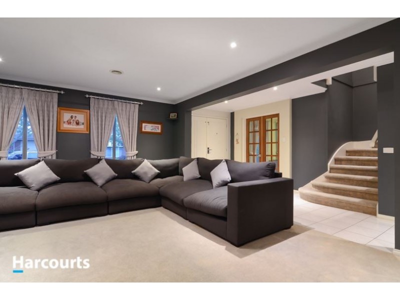 6 Keswick Court, Narre Warren South VIC 3805