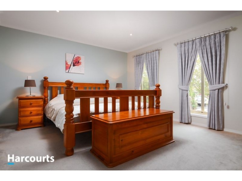 6 Keswick Court, Narre Warren South VIC 3805