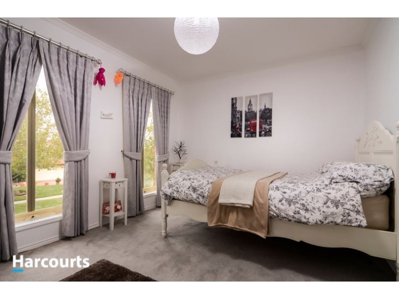 6 Keswick Court, Narre Warren South VIC 3805