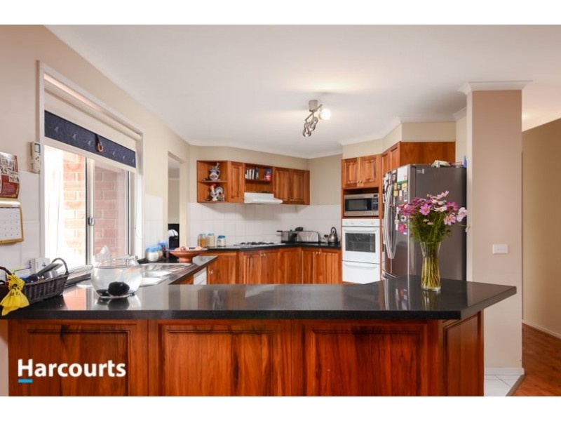 71 The Promenade, Narre Warren South VIC 3805