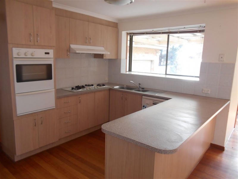 10 Culcairn Court, Narre Warren South VIC 3805