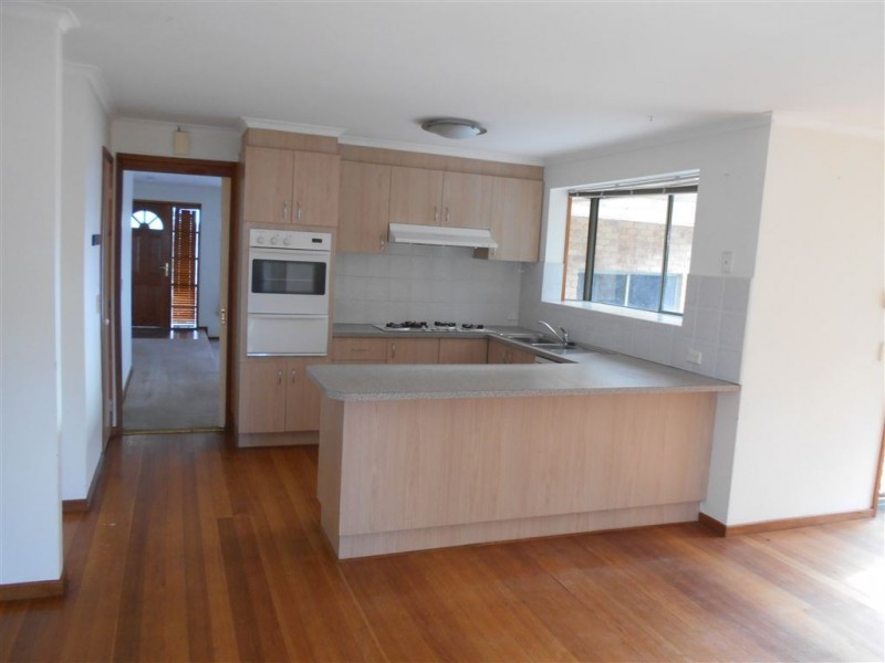 10 Culcairn Court, Narre Warren South VIC 3805