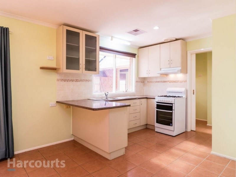 14 Ellindale Close, Hampton Park VIC 3976
