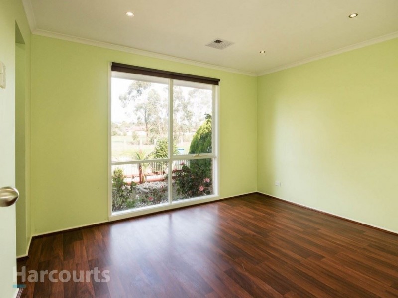 14 Ellindale Close, Hampton Park VIC 3976