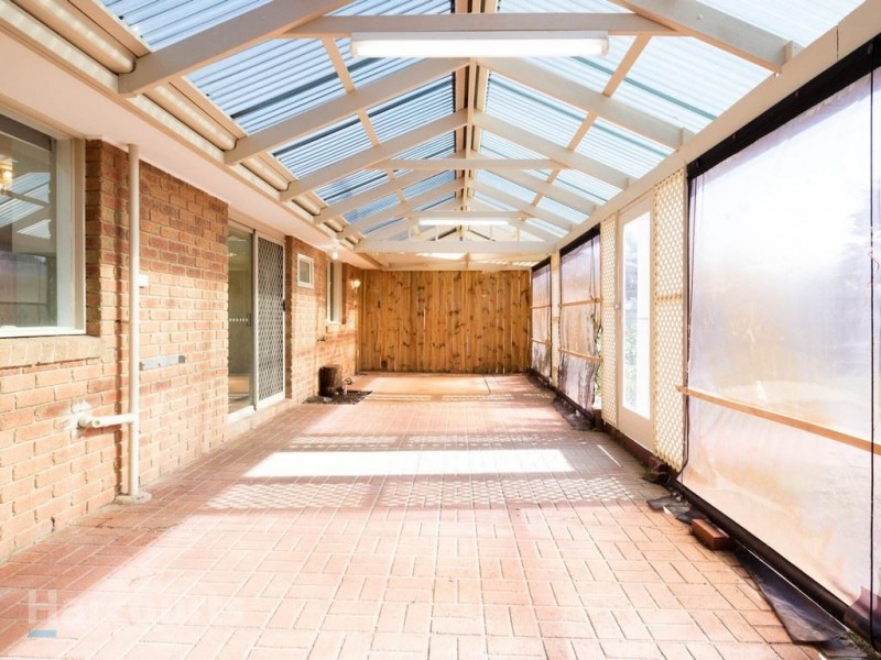 14 Ellindale Close, Hampton Park VIC 3976