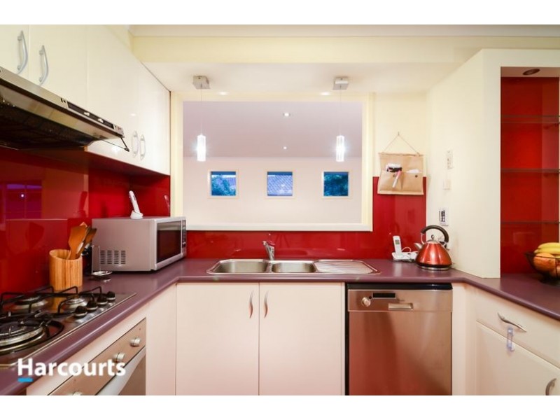 61 Ravensthorpe Crescent, Narre Warren VIC 3805