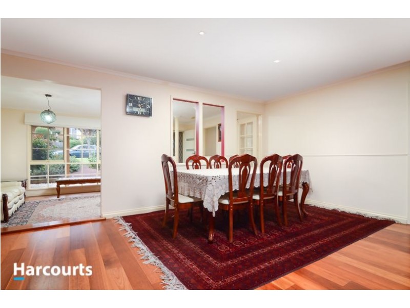 61 Ravensthorpe Crescent, Narre Warren VIC 3805