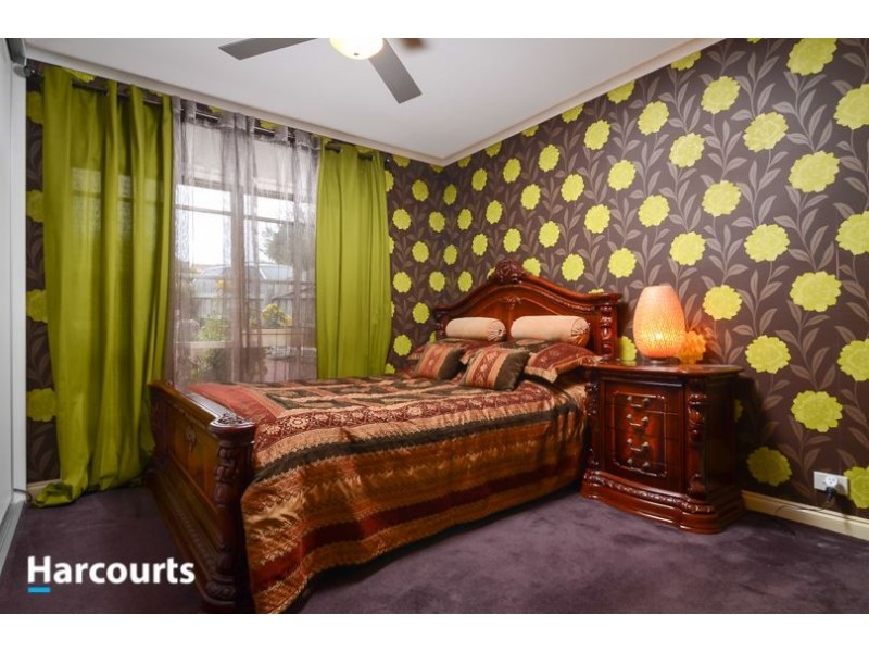 61 Ravensthorpe Crescent, Narre Warren VIC 3805