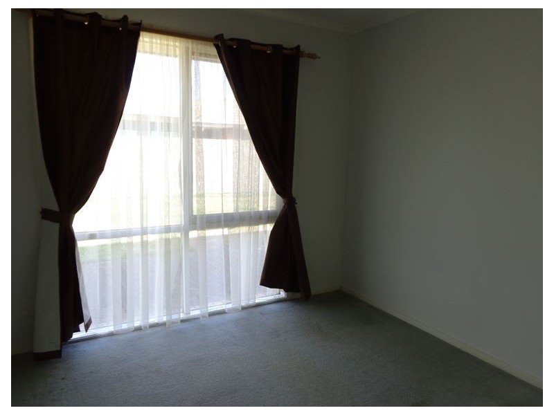 89 Courtenay Avenue, Cranbourne North VIC 3977