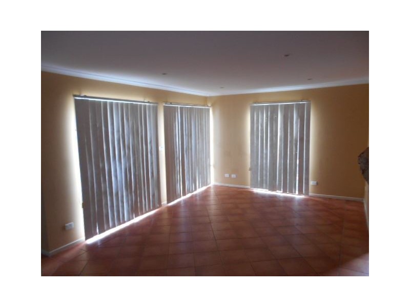 6 Nobelius Avenue, Narre Warren VIC 3805