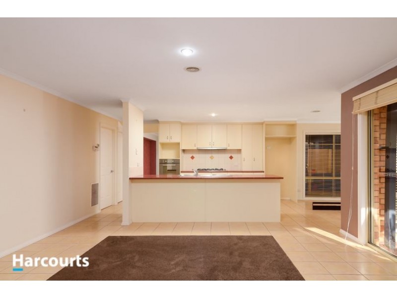 24 Bewley Way, Berwick VIC 3806