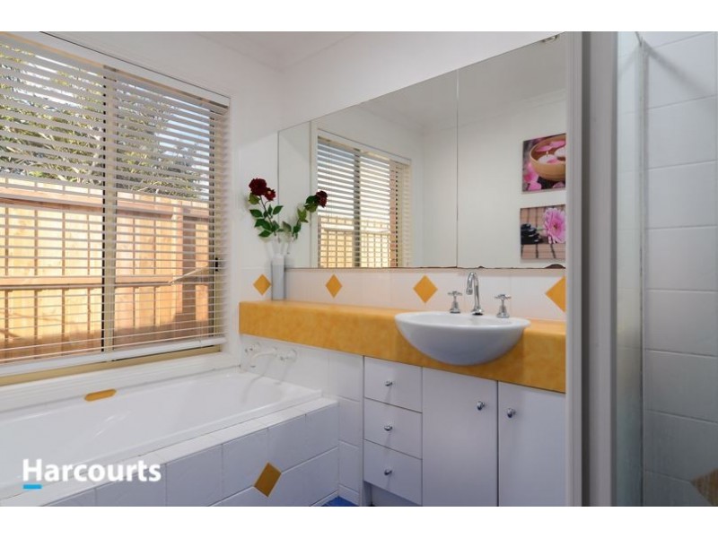 24 Bewley Way, Berwick VIC 3806