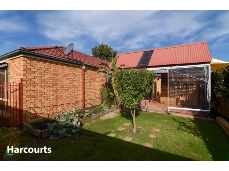 24 Bewley Way, Berwick VIC 3806