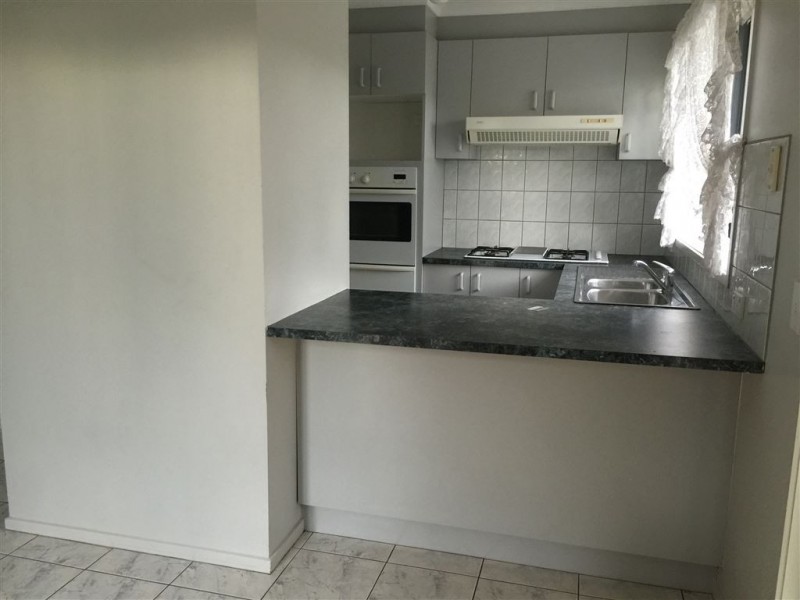 19 England Walk, Narre Warren South VIC 3805