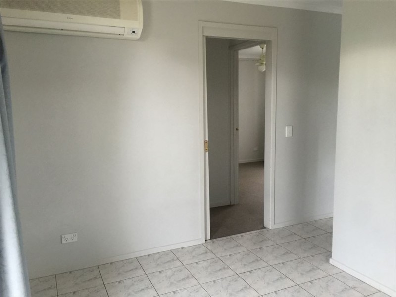19 England Walk, Narre Warren South VIC 3805