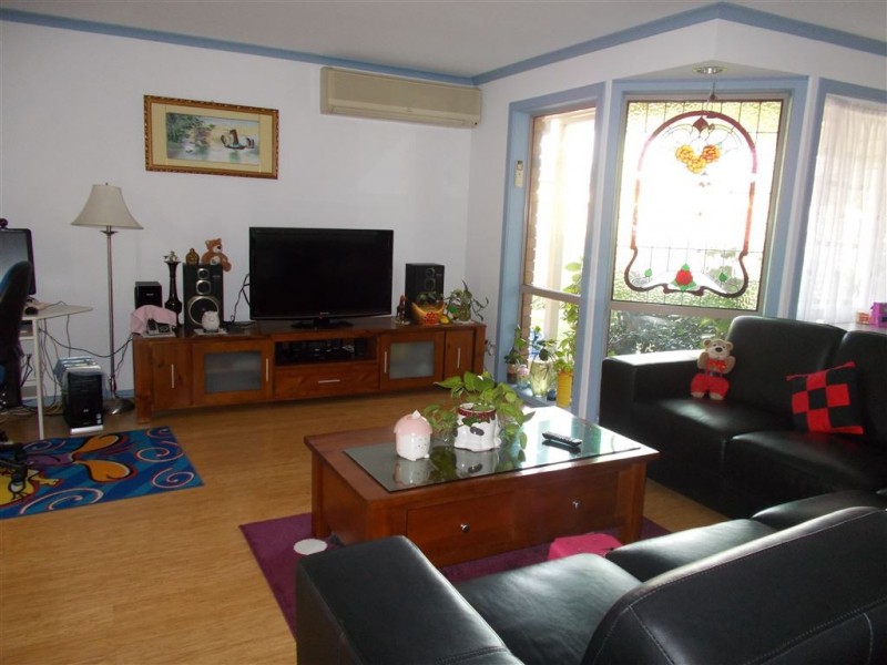 2 Princess Maria Place, Hampton Park VIC 3976