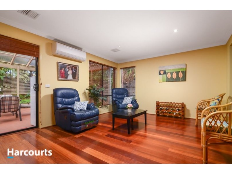94 Robinswood Parade, Narre Warren South VIC 3805