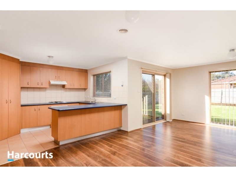 4 Dingle Court, Berwick VIC 3806