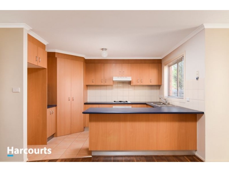 4 Dingle Court, Berwick VIC 3806